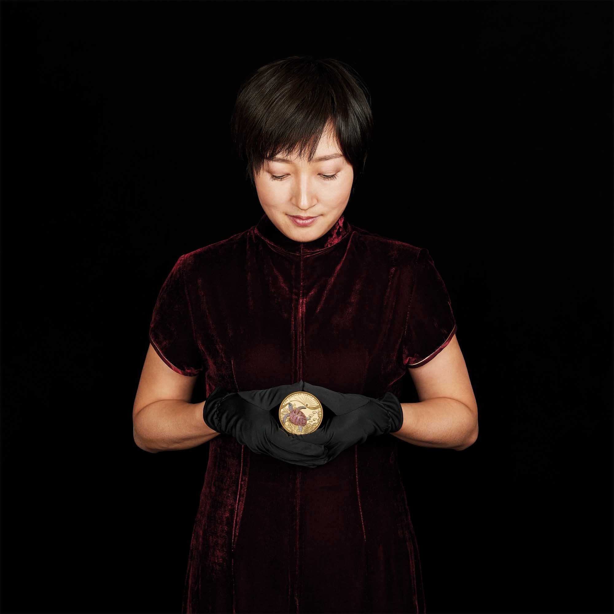 2024 10 oz Proof Jewelled Turtle Gold Coin - Image 12